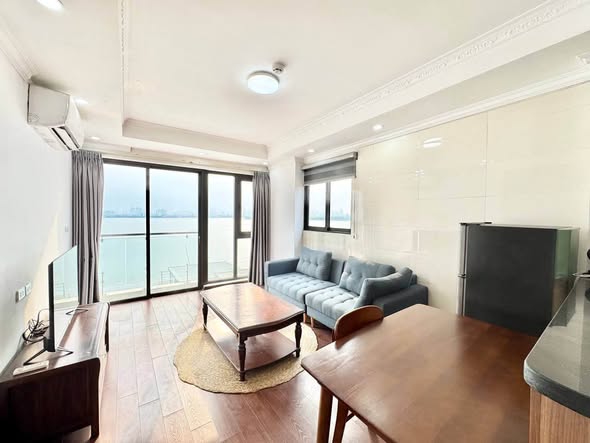 1-Bedroom West Lake View in Tay Ho