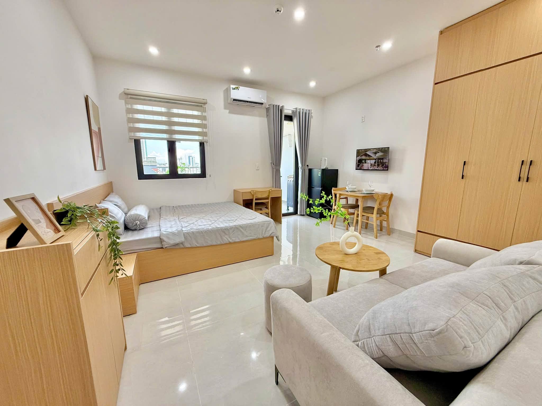 Fully Furnished Apartment on Nguyen Xuan Khoat Street