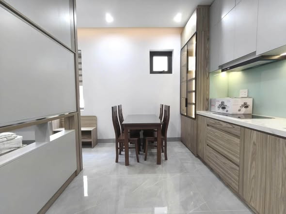 Fully Furnished Apartment at B2-2-25 Vu Trong Phung, Hoa Cuong Nam