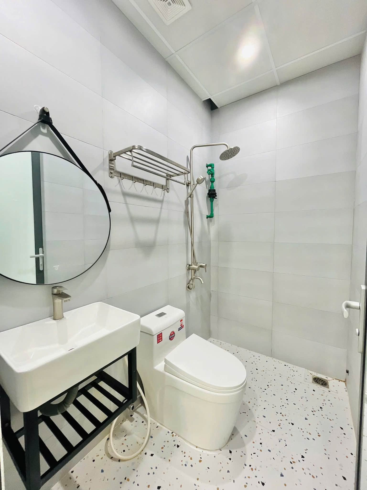Fully Furnished 1-Bedroom Apartment P302 on Le Thanh Nghi