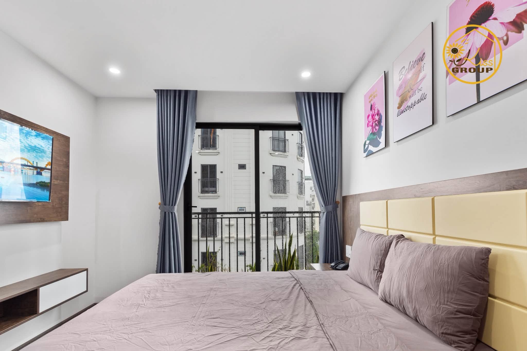 6th-Floor Apartment with Rooftop Pool on Phan Ton