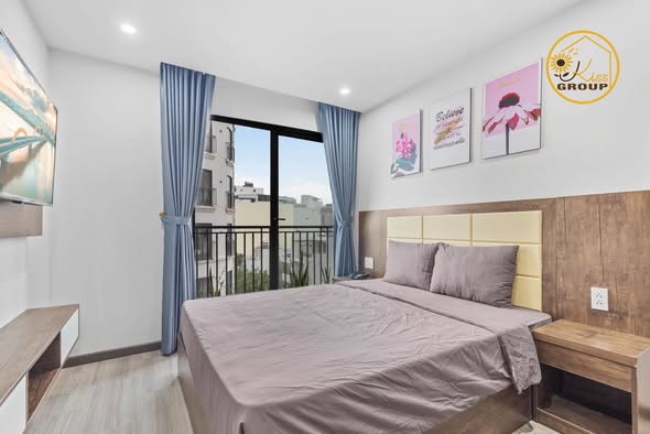 6th-Floor Apartment with Rooftop Pool on Phan Ton