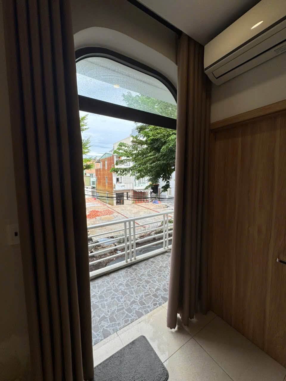 Fully Furnished Studio with Two Balconies in An Trung Dong 4, An Hai