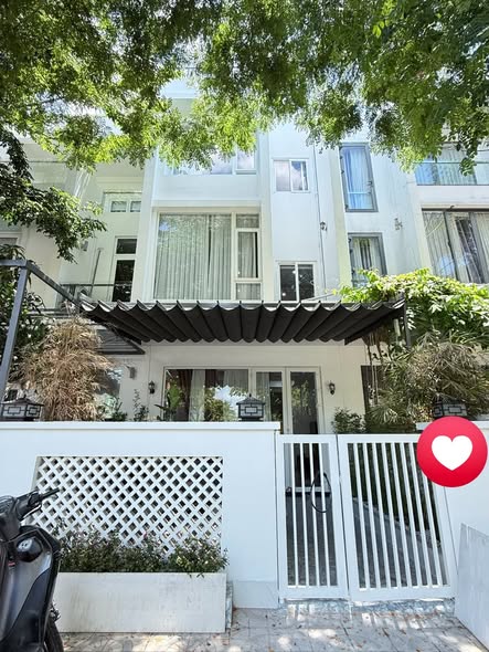 Fully Furnished 4-Bedroom House at Euro Villa 1
