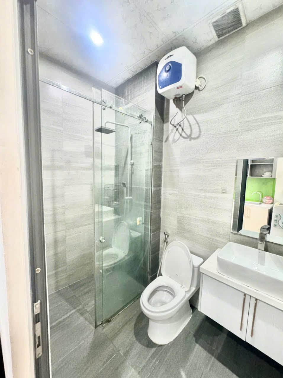 Fully Furnished Studio P301 with Dragon Bridge View on Ha Thi Than