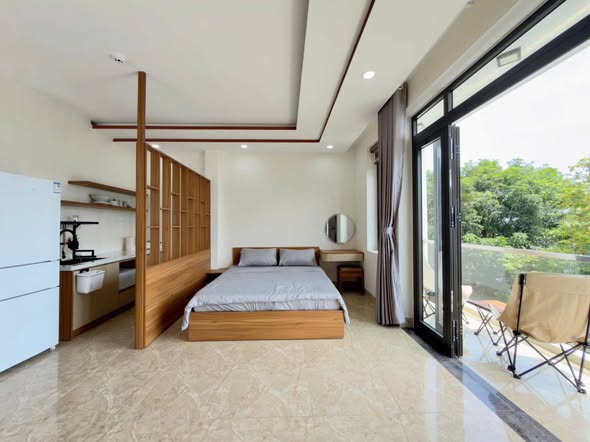 Fully Furnished Apartment with Balcony near the Beach on Pho Duc Chinh