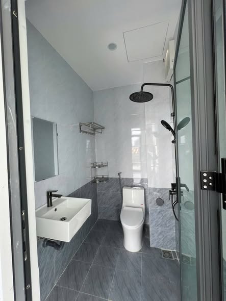 Fully Furnished Apartment on Ton Quang Phiet Street