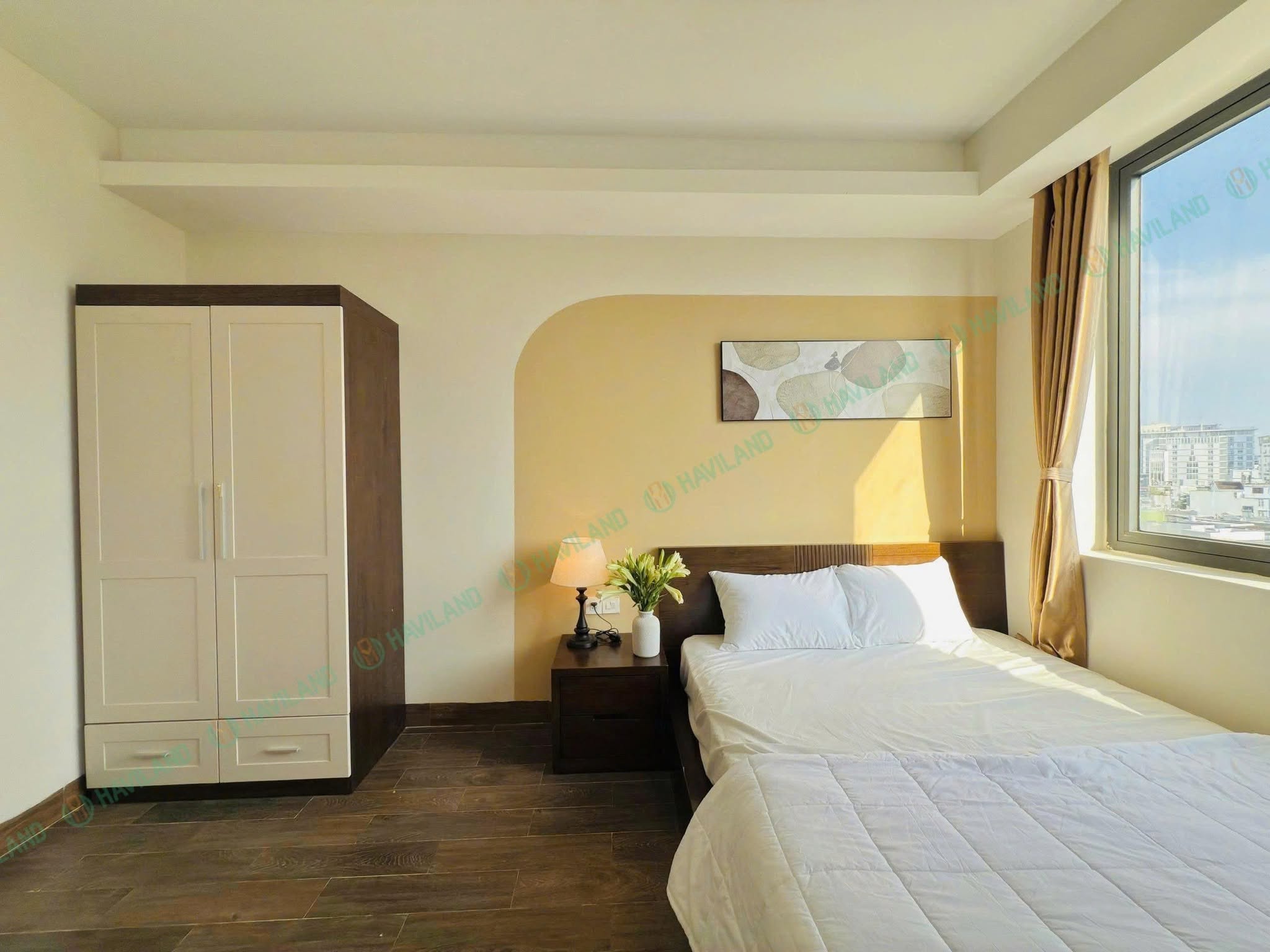 High-Floor 1-Bedroom Apartment at 130 Dong Da