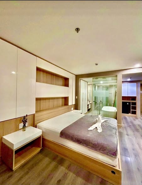 3-Bedroom Sea View Apartment at Zen Diamond Hotel