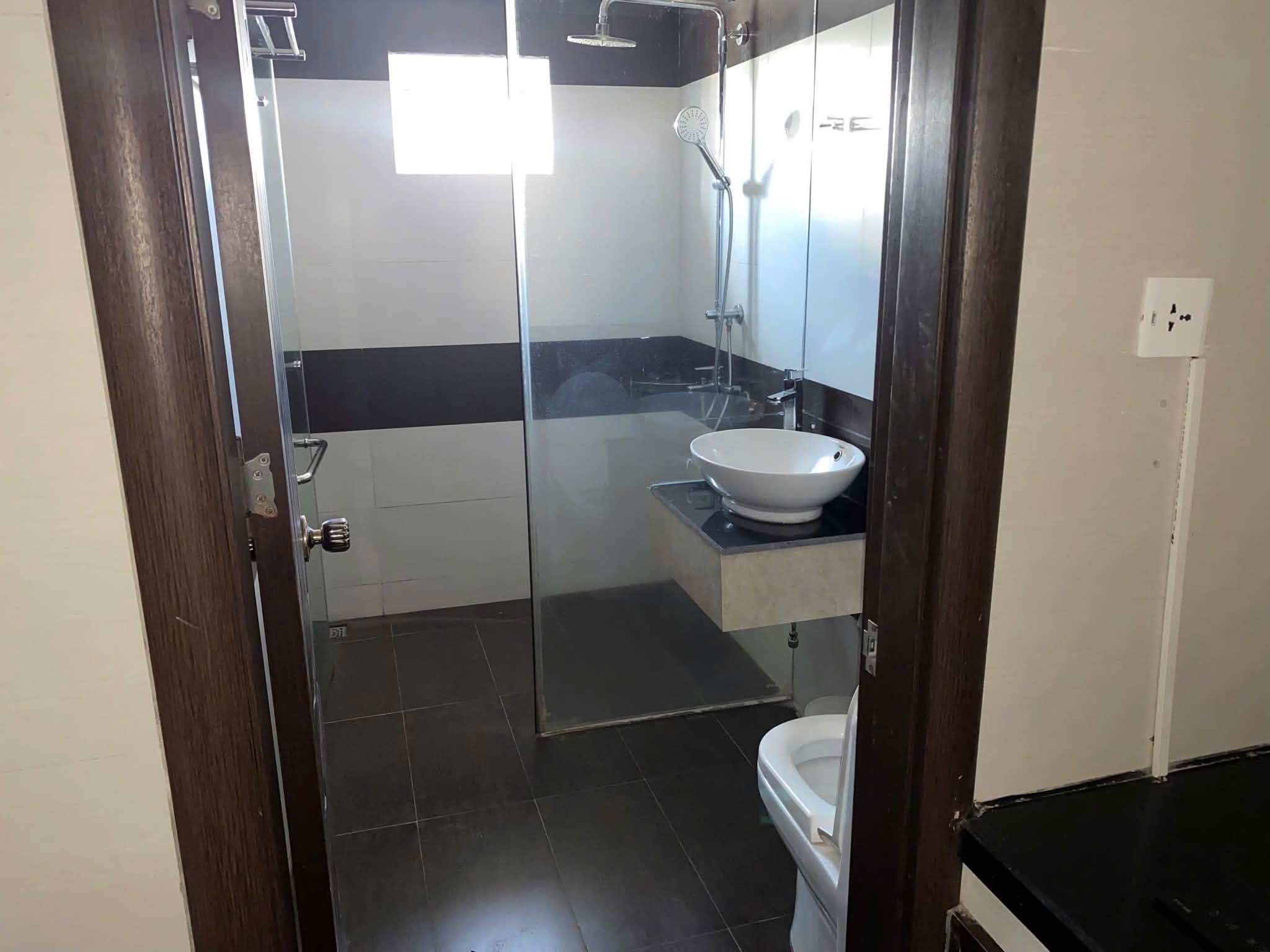 Fully Furnished Studio P303 with Pool at 9X Ho Xuan Huong
