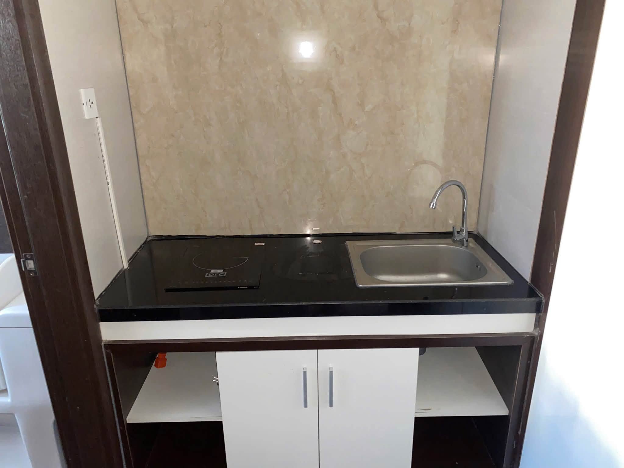 Fully Furnished Studio P303 with Pool at 9X Ho Xuan Huong