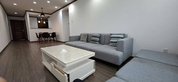 Fully Furnished 2-Bedroom Apartment at Hoang Anh Gia Lai