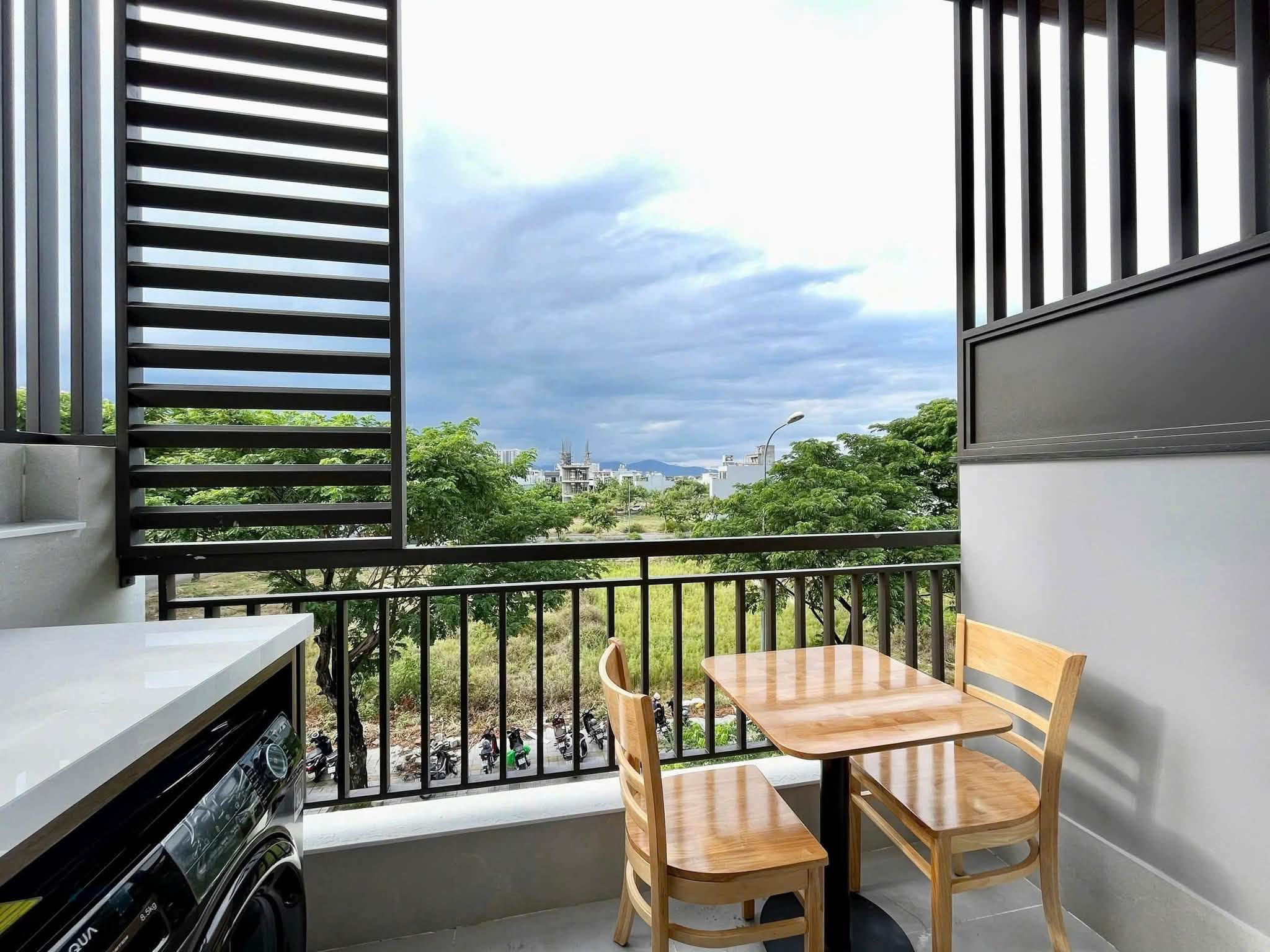 Fully Furnished Apartment with Balcony in FPT Urban Area