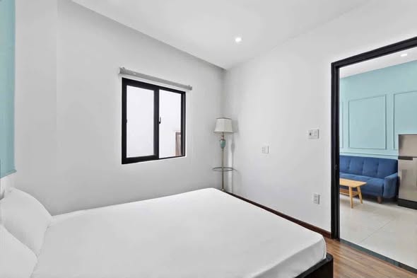 2-Bedroom Apartment with Balcony on 2 Thang 9, Hai Chau