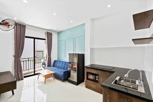 2-Bedroom Apartment with Balcony on 2 Thang 9, Hai Chau