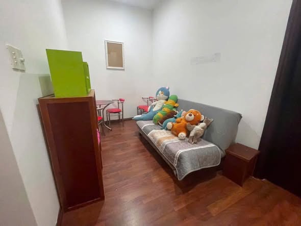Fully Furnished 4-Bedroom Townhouse in Phuc Loc Vien Urban Area