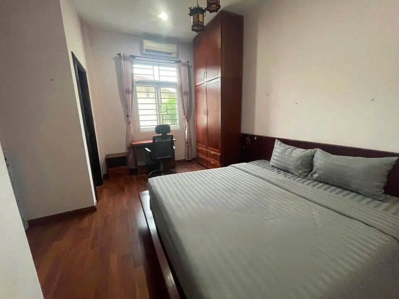 Fully Furnished 4-Bedroom Townhouse in Phuc Loc Vien Urban Area