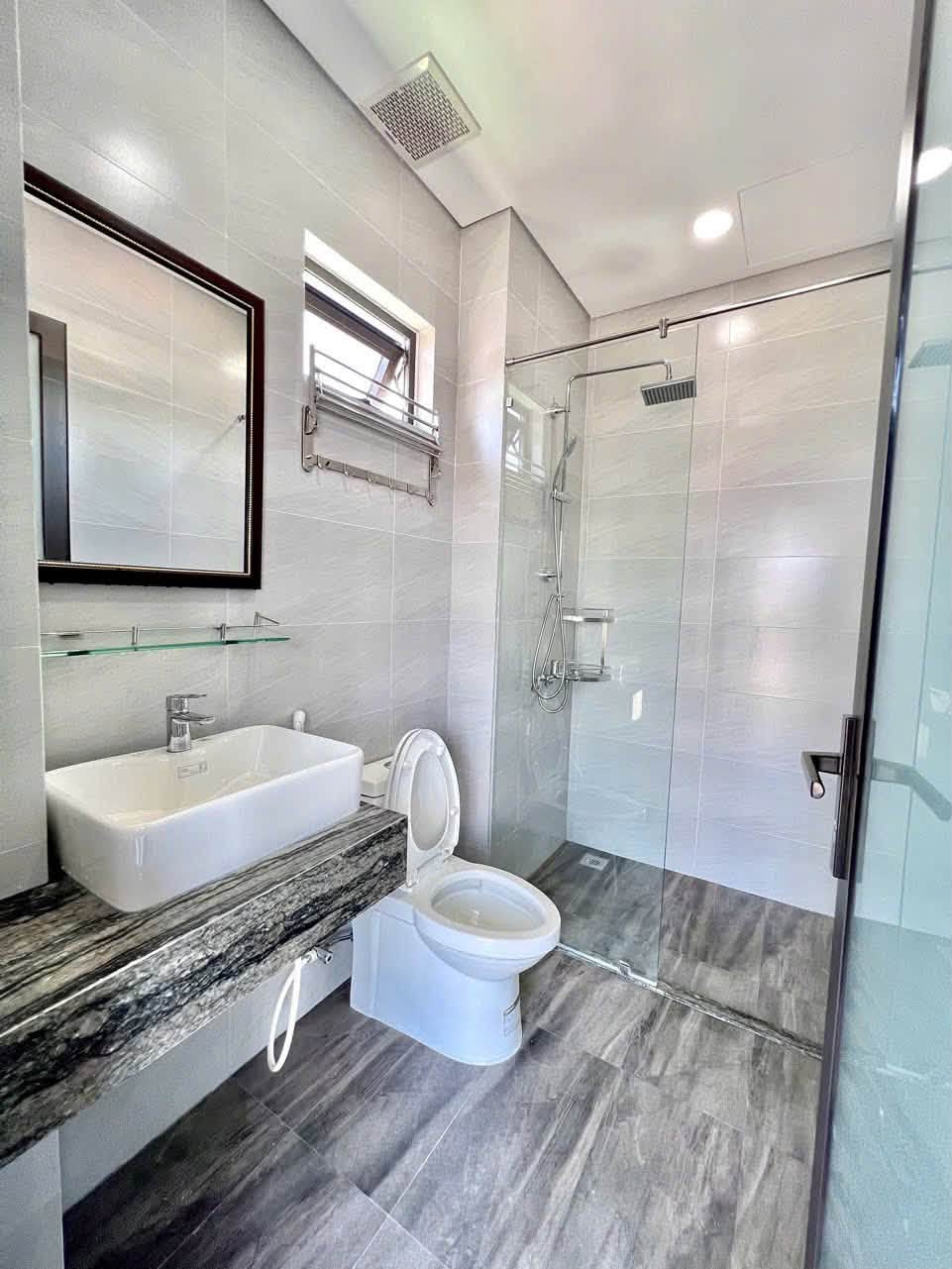 Fully Furnished 1-Bedroom Apartment on An Thuong 17