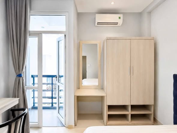 Fully Furnished Studio with Balcony on Tran Hung Dao, Son Tra