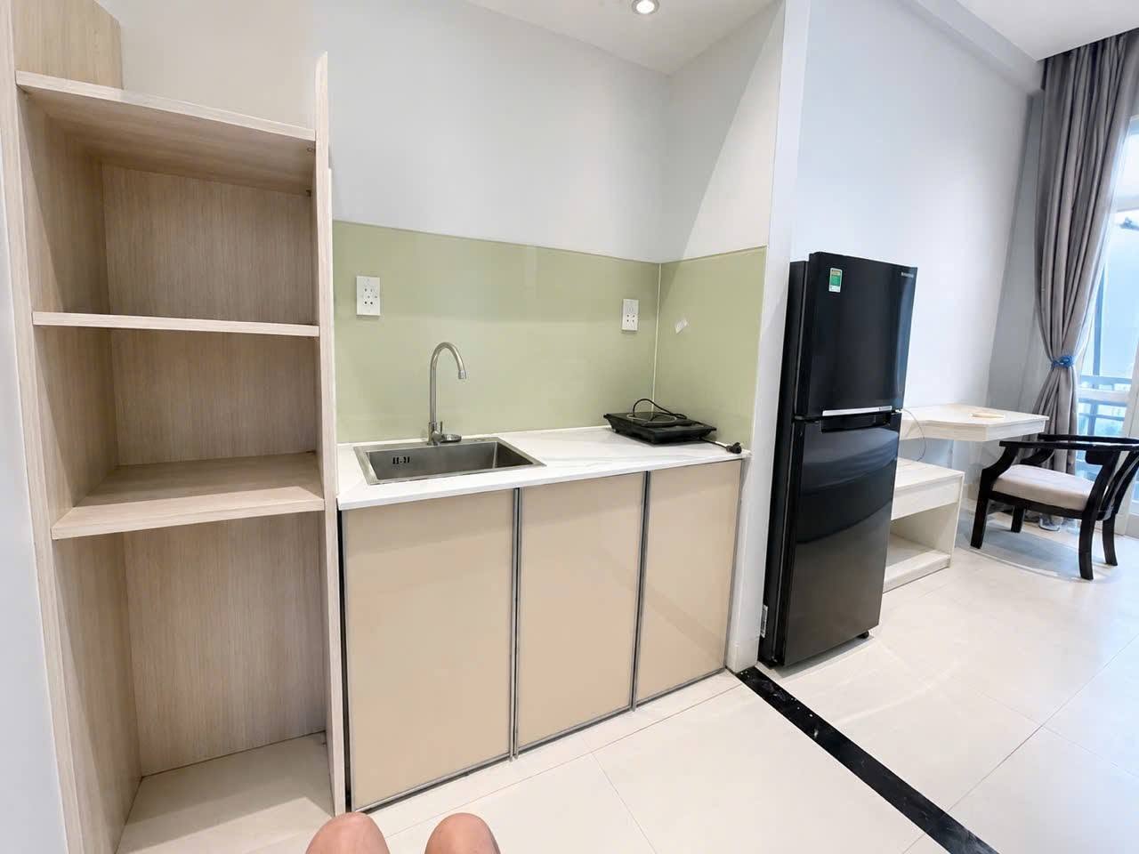 Fully Furnished Studio with Balcony on Tran Hung Dao, Son Tra