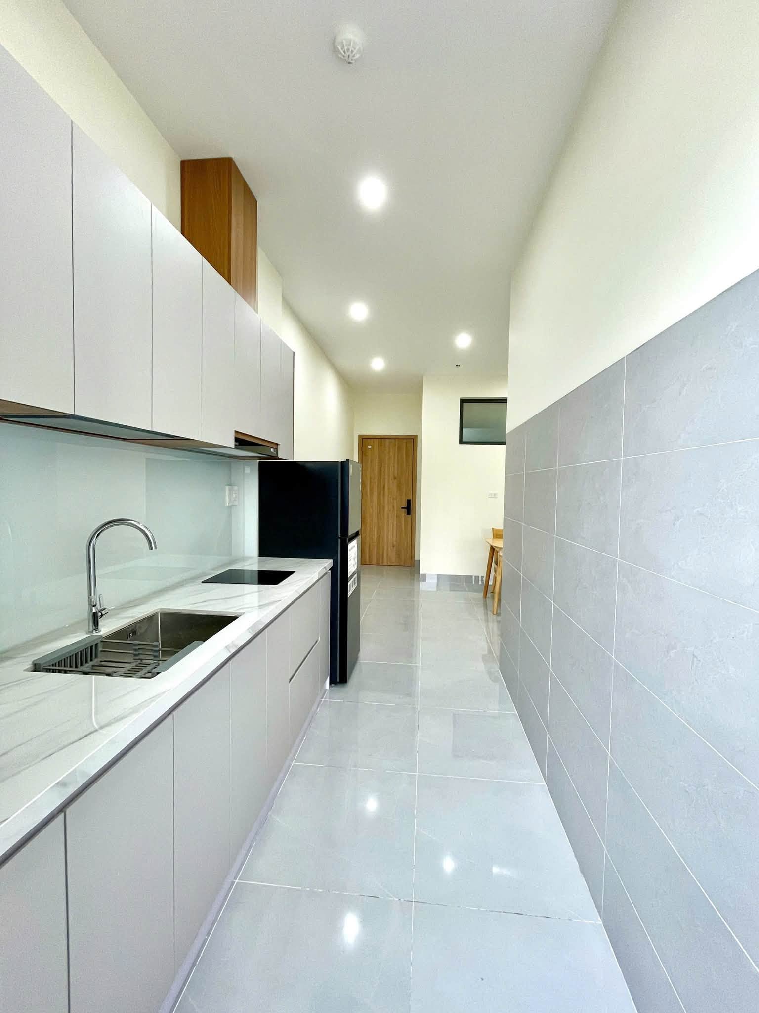 1-Bedroom Apartment with Balcony on Me Thu
