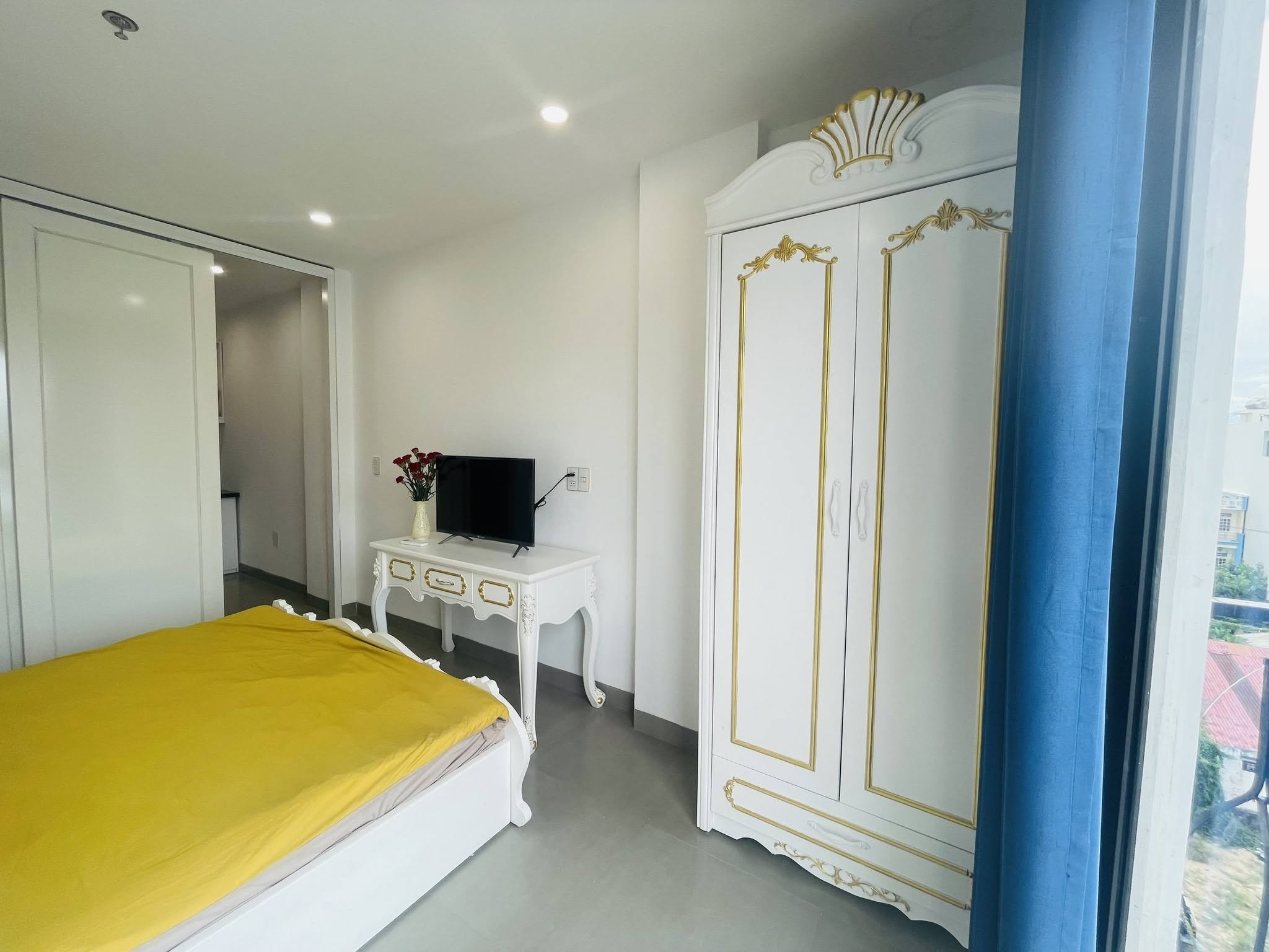 Fully Furnished 1-Bedroom Apartment on Khue My Dong 12
