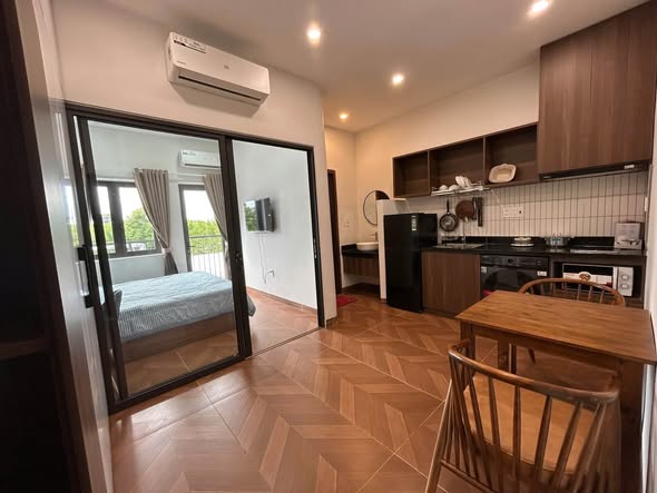 Brand New 1 Bedroom Apartment Near the Beach in Mỹ An