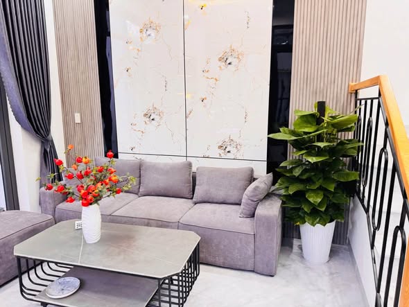 3-Storey 3 Bedroom House for Rent on Tô Hiệu Street