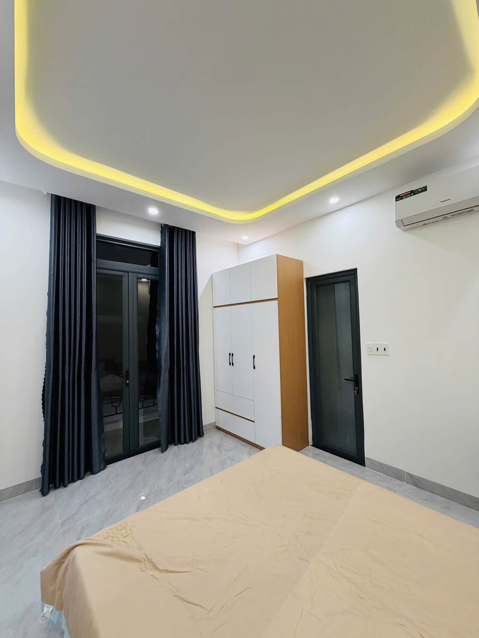 3-Storey 3 Bedroom House for Rent on Tô Hiệu Street