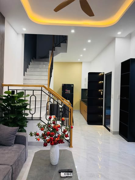 3-Storey 3 Bedroom House for Rent on Tô Hiệu Street