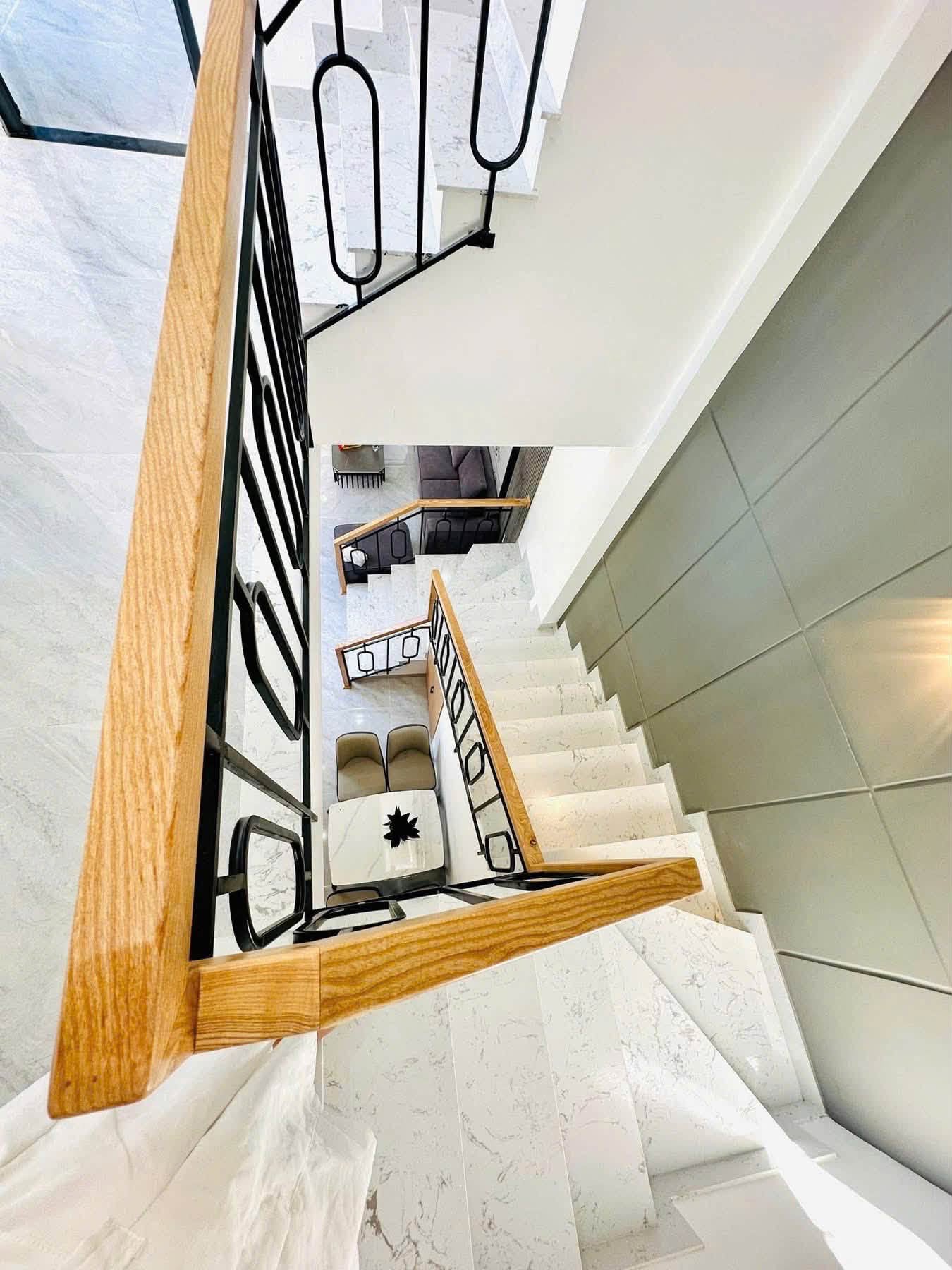 3-Storey 3 Bedroom House for Rent on Tô Hiệu Street