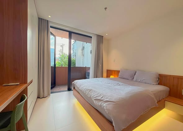 Brand New Luxury 1 Bedroom Apartment with Gym in Hải Châu