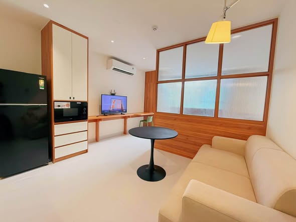 Brand New Luxury 1 Bedroom Apartment with Gym in Hải Châu