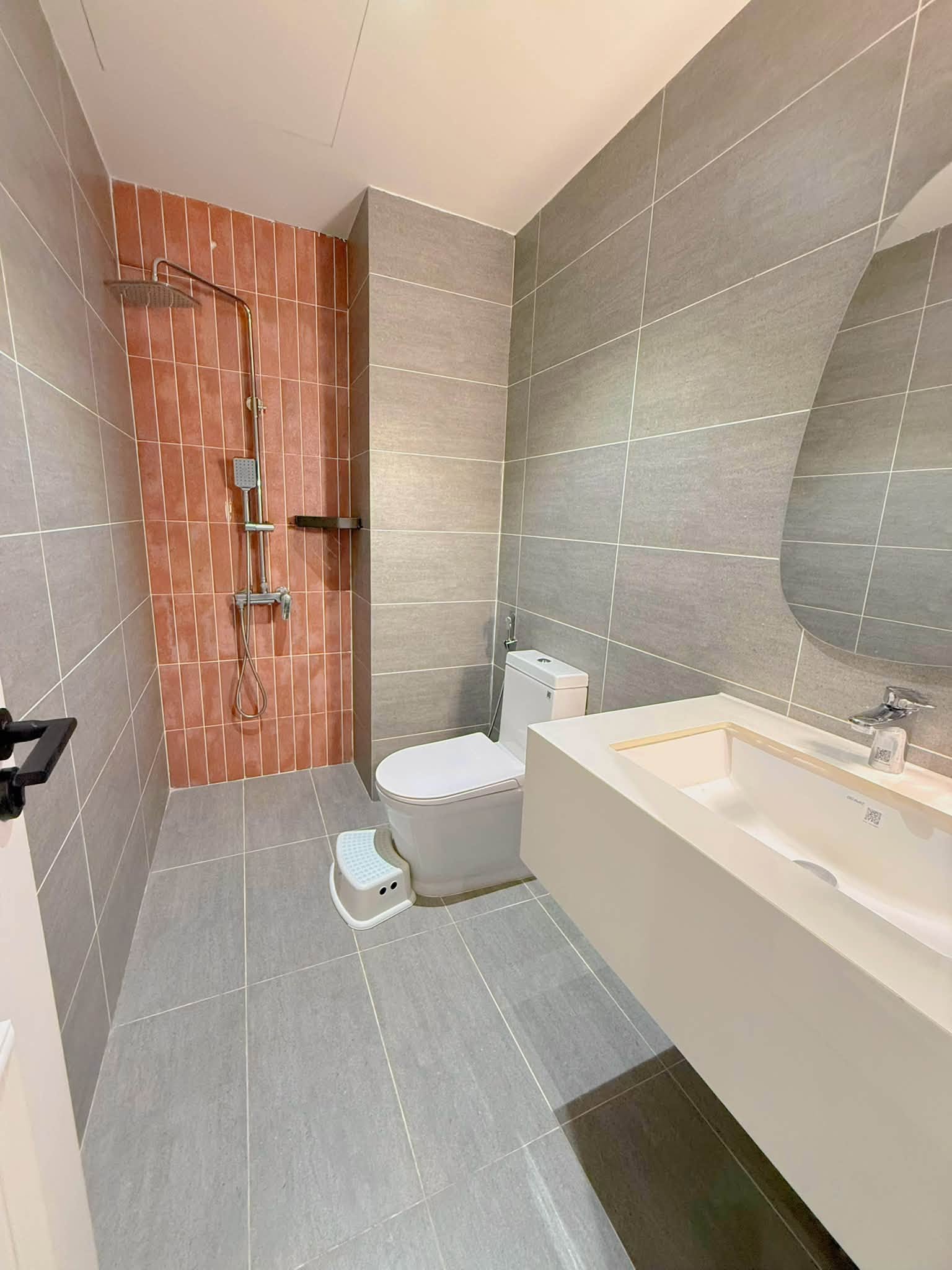 Brand New Luxury 1 Bedroom Apartment with Gym in Hải Châu