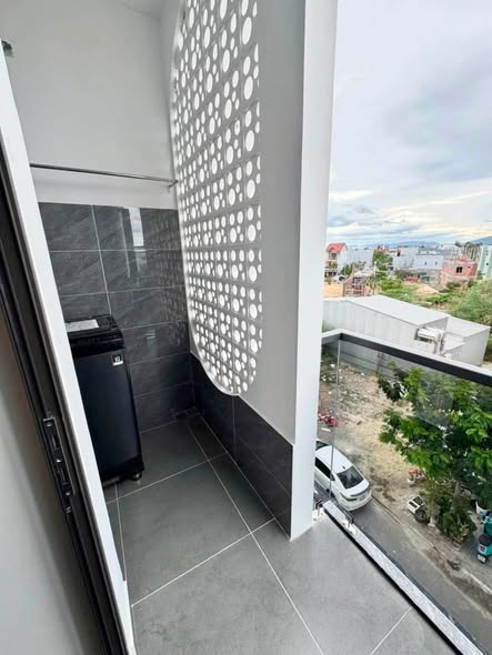 New 1 Bedroom Apartment with Balcony in Ngũ Hành Sơn