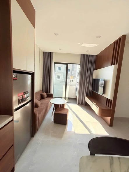 Brand New 2 Bedroom Apartment with Balcony in Hải Châu Center