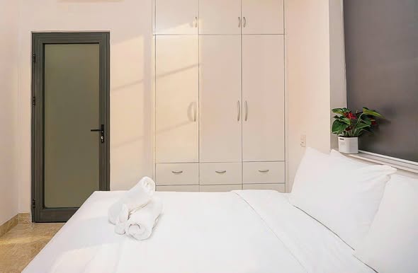 Modern 1 Bedroom Apartment in An Trung 3