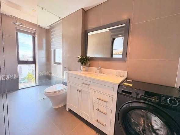 Modern 1 Bedroom Apartment near My Khe Beach on Hồ Xuân Hương