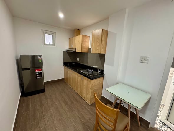 Fully Furnished Premium Apartment with Pool near the Beach on Mỹ Đa Đông 12