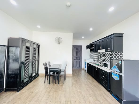 Apartment for Rent on Tô Hiến Thành Street