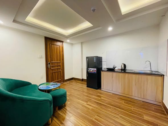 Fully Furnished 1 Bedroom Apartment at Đông Hải Villa on An Dương Vương Street