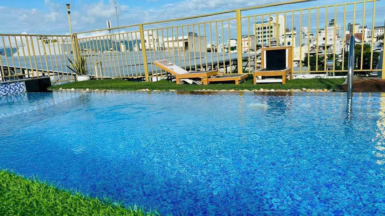 Fully Furnished 1 Bedroom Apartment at Đông Hải Villa on An Dương Vương Street
