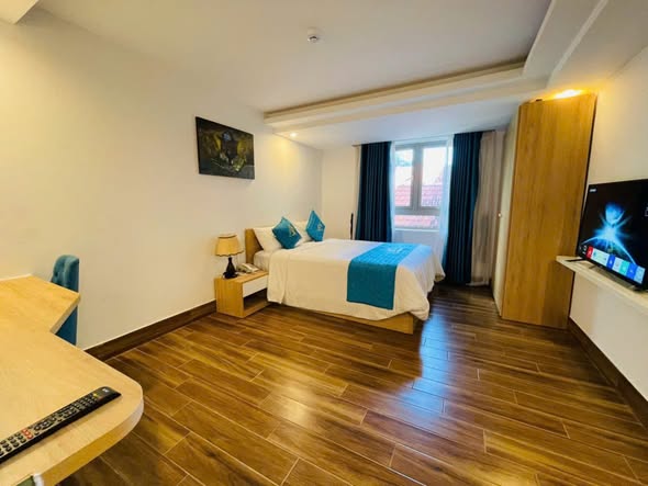 Fully Furnished 1 Bedroom Apartment at Đông Hải Villa on An Dương Vương Street