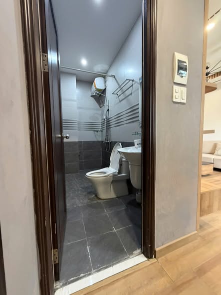 1 Bedroom Apartment on Dương Khuê Street
