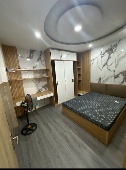 Le Duan Street House for Rent