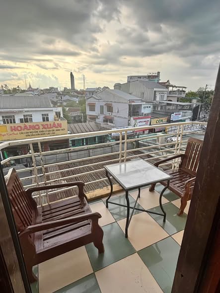 Fully furnished room for rent in central Hue