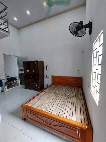 Private studio room with loft in Picenza area