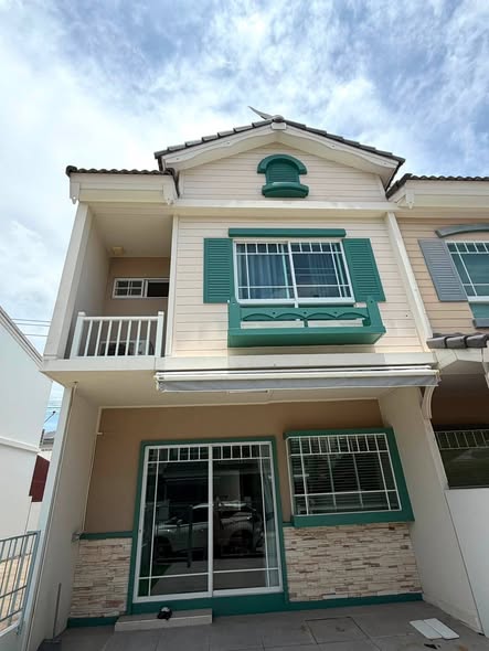 Indy 2 Bangna Km7 Corner Unit – Pet Friendly
