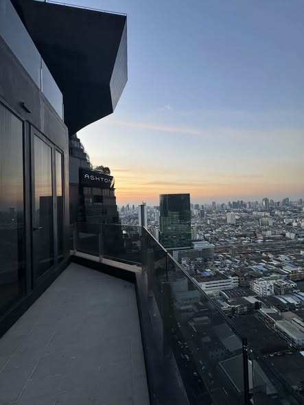 Ashton Asoke Rama 9 2BR High Floor