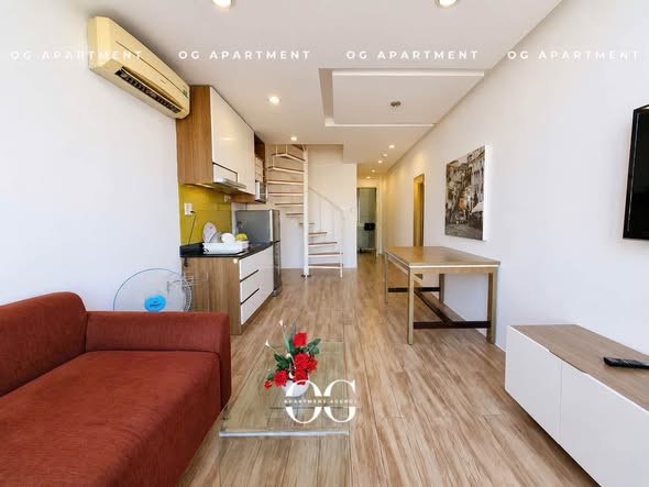 Rare 2BR Duplex near District 3